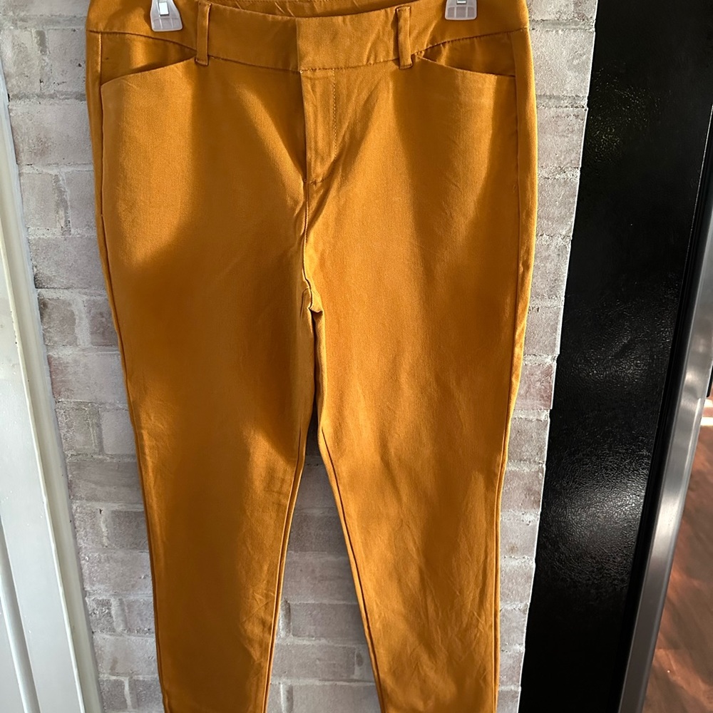 Old Navy Pixie Pants Size 12